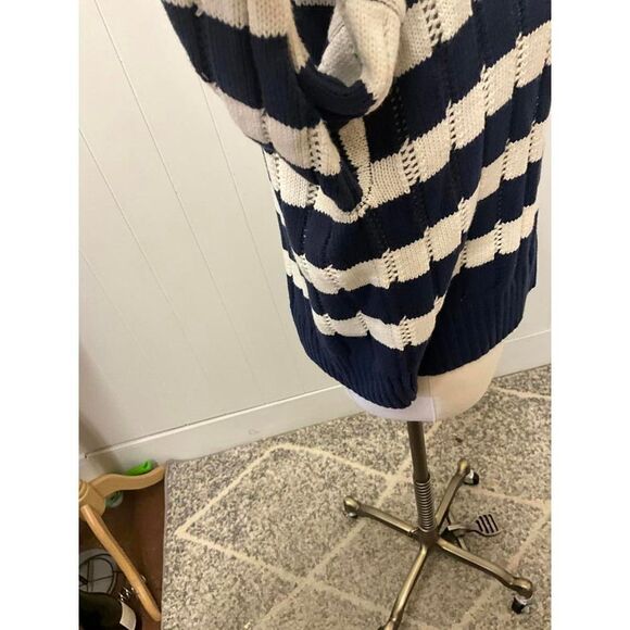 Brand New A New Day Women's Size Medium Navy Blue Cream Pullover Sweater 1/4 Zip - Picture 6 of 13